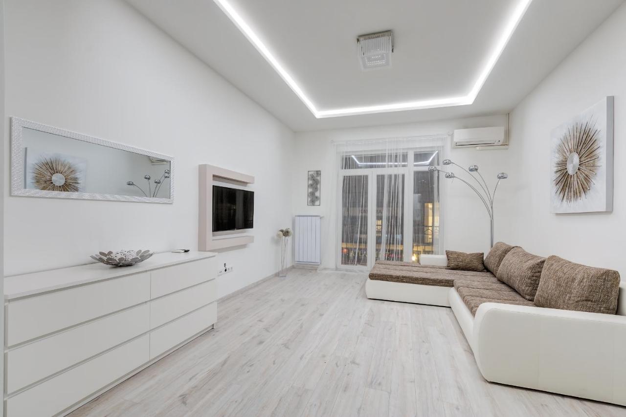 D.Five Kiraly Street Superior Apartment With City View Budapest Exteriör bild